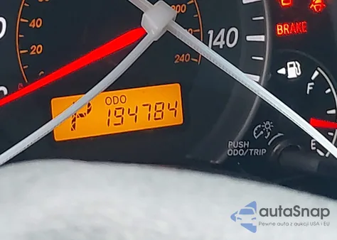 2010 Toyota Corolla S z USA, uszkodzony, nr VIN 2T1BU4EE2AC348138